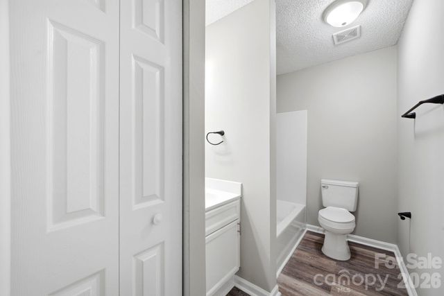 6324 Grove Park Boulevard, Charlotte, NC 28215