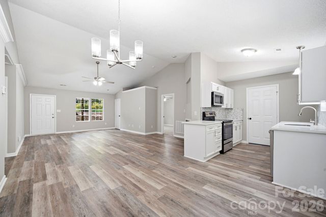 6324 Grove Park Boulevard, Charlotte, NC 28215
