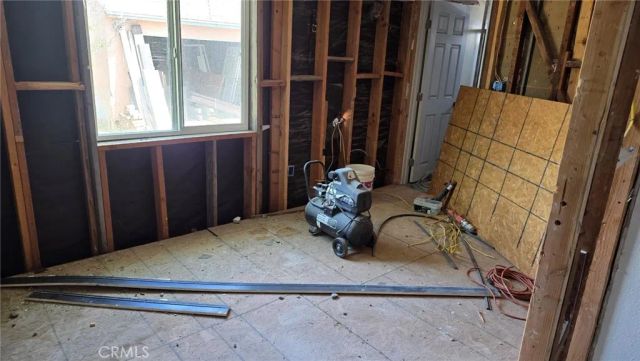 3852 Mclaughlin, Los Angeles, CA 90066