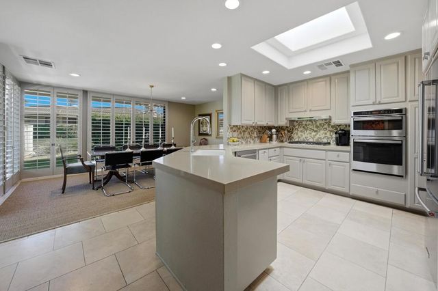 3 Barnard Court, Rancho Mirage, CA 92270