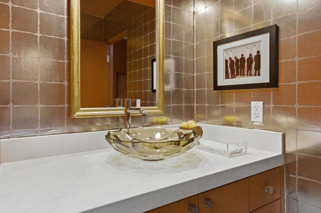 3 Barnard Court, Rancho Mirage, CA 92270