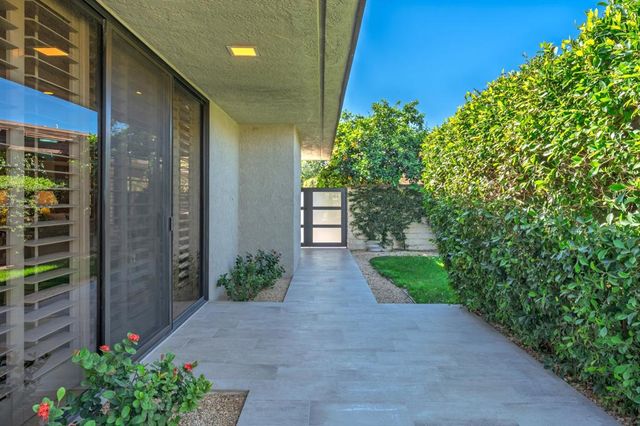 3 Barnard Court, Rancho Mirage, CA 92270