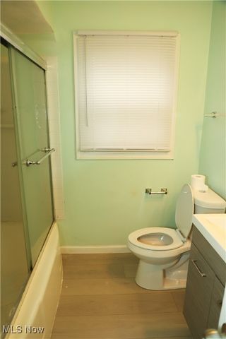 1008 Woodview Road, Cleveland Heights, OH 44121