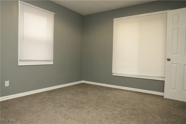 1008 Woodview Road, Cleveland Heights, OH 44121