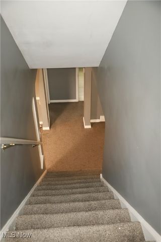 1008 Woodview Road, Cleveland Heights, OH 44121