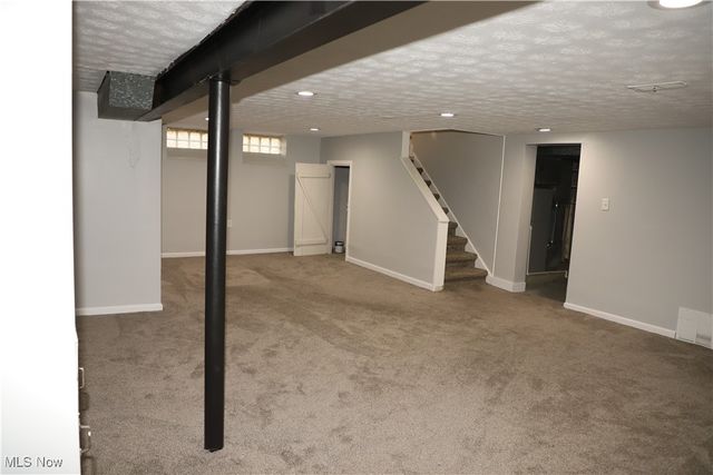 1008 Woodview Road, Cleveland Heights, OH 44121