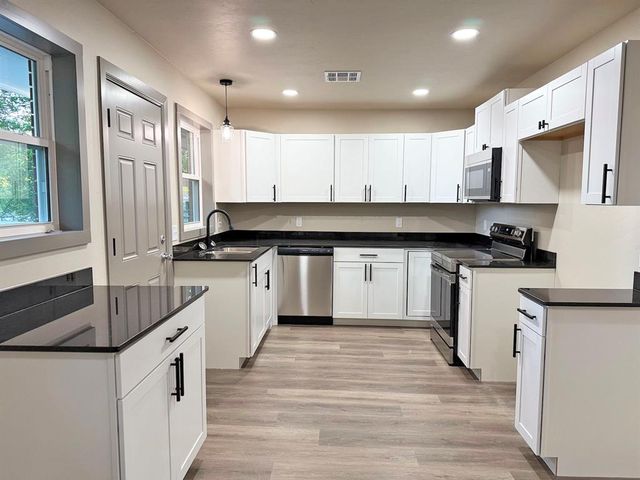 1405 Rickey Road, Shawnee, OK 74801