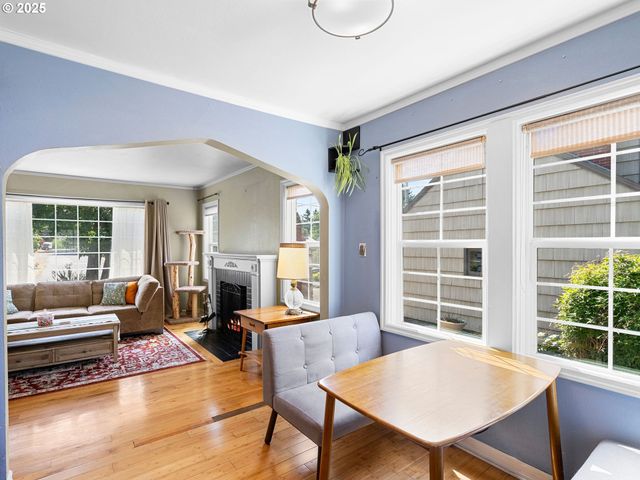 1931 Ne 92ND Ave, Portland, OR 97220