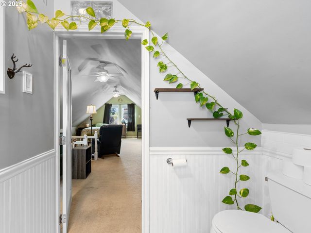 1931 Ne 92ND Ave, Portland, OR 97220