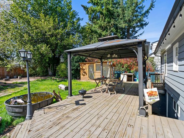 1931 Ne 92ND Ave, Portland, OR 97220