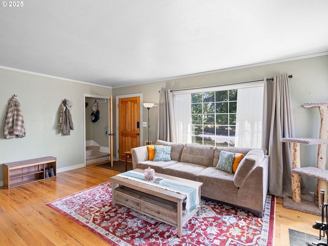 1931 Ne 92ND Ave, Portland, OR 97220