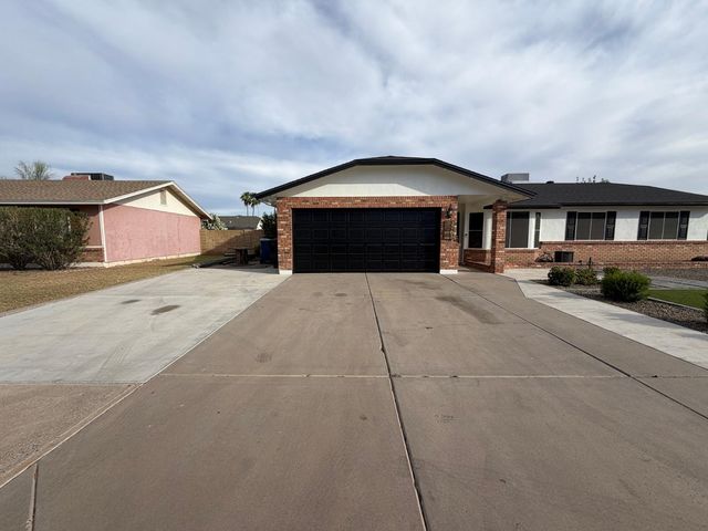 3761 E Dulciana Avenue, Mesa, AZ 85206