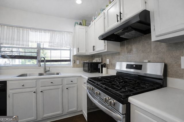 8408 Willows Way, Riverdale, GA 30274