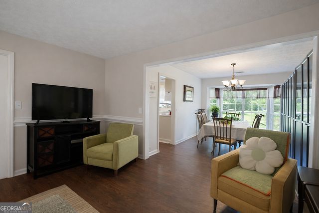 8408 Willows Way, Riverdale, GA 30274