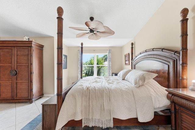 5100 9th Street, Vero Beach, FL 32966