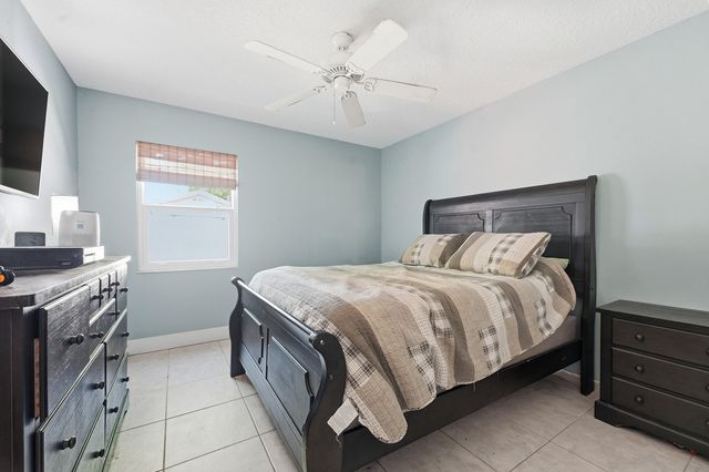 5100 9th Street, Vero Beach, FL 32966