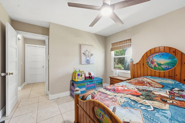 5100 9th Street, Vero Beach, FL 32966