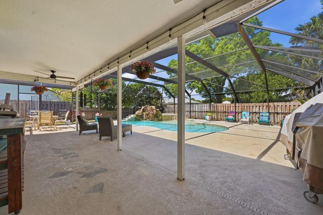 5100 9th Street, Vero Beach, FL 32966