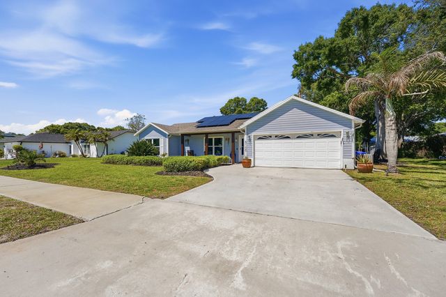 5100 9th Street, Vero Beach, FL 32966