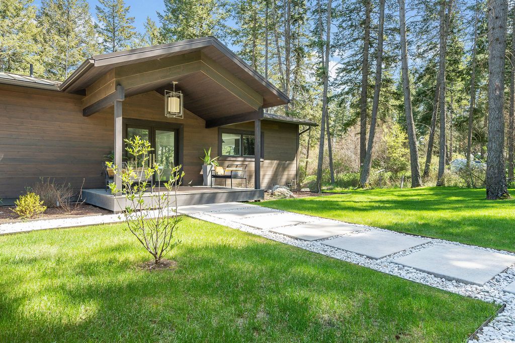 1100 Mooring Road, Columbia Falls, MT 59912 photo 3