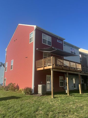 200 WILLOWSHIRE CT, Waynesboro, VA 22980