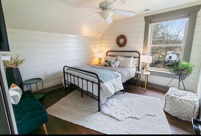 2696 Barfield Rd, Murfreesboro, TN 37128