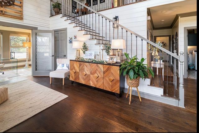 2696 Barfield Rd, Murfreesboro, TN 37128