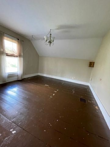 1957 Memorial Drive, St. Johnsbury, VT 05819