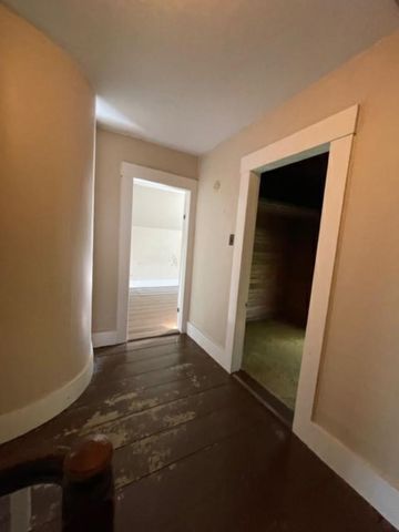 1957 Memorial Drive, St. Johnsbury, VT 05819