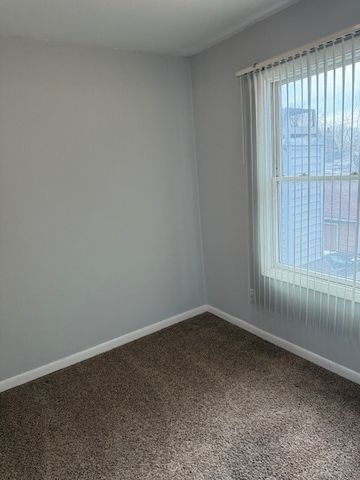 129 E Victoria Drive, Northlake, IL 60164