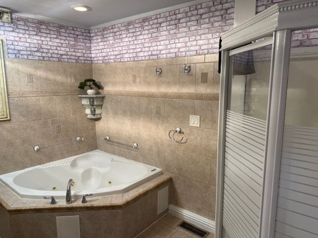 129 E Victoria Drive, Northlake, IL 60164