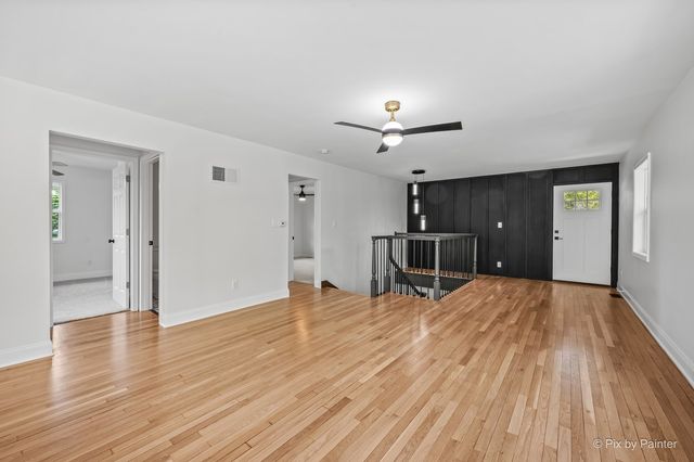 368 Holiday Drive, Lake Holiday, IL 60552