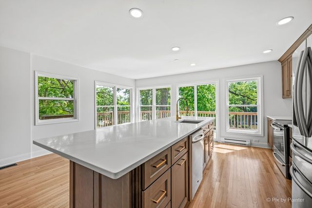 368 Holiday Drive, Lake Holiday, IL 60552