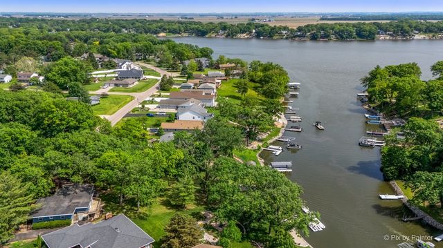 368 Holiday Drive, Lake Holiday, IL 60552