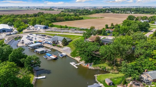 368 Holiday Drive, Lake Holiday, IL 60552
