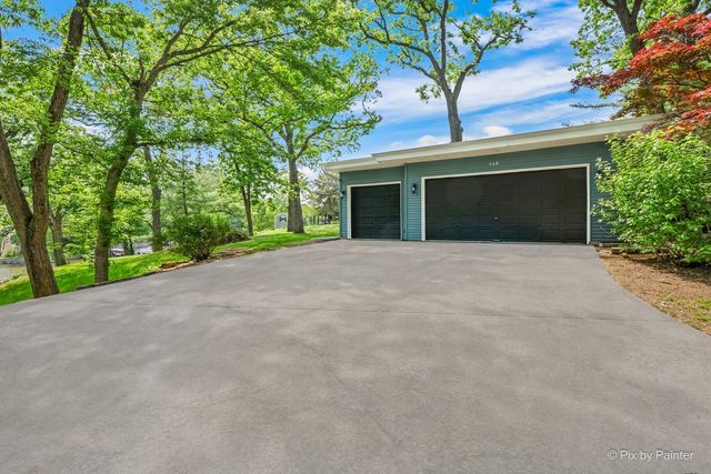 368 Holiday Drive, Lake Holiday, IL 60552