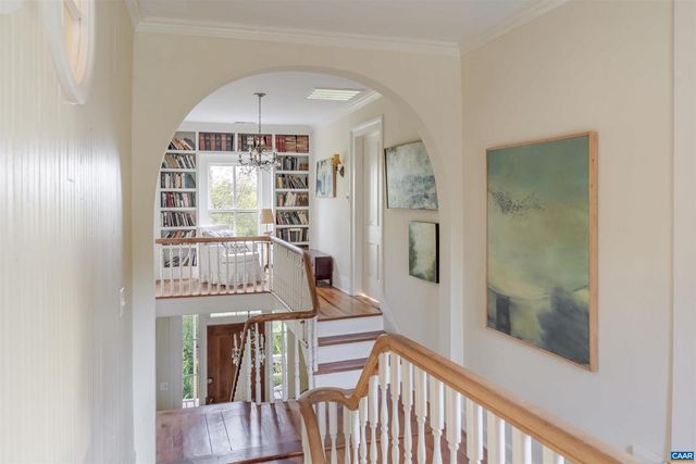 10064 HATTON FERRY LN, Scottsville, VA 24590