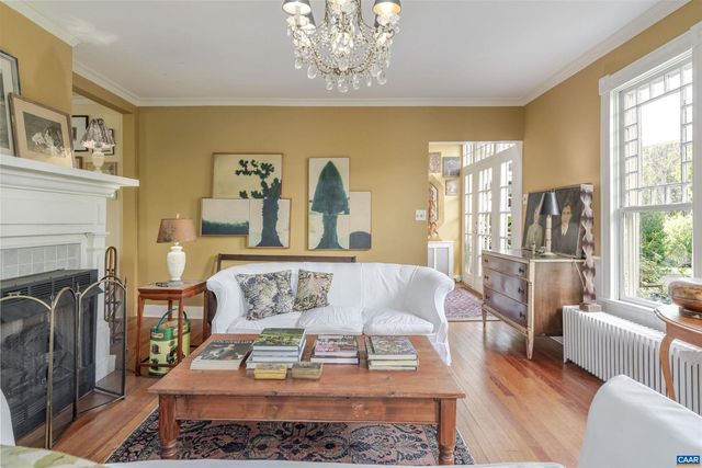 10064 HATTON FERRY LN, Scottsville, VA 24590