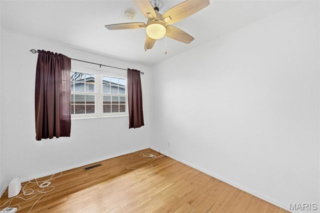 4905 Milsmar Drive, St Louis, MO 63128