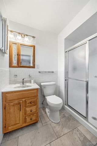 4905 Milsmar Drive, St Louis, MO 63128