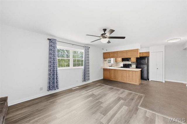 4905 Milsmar Drive, St Louis, MO 63128