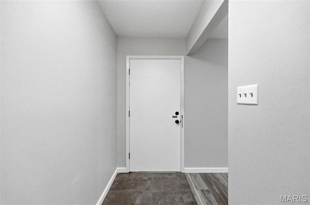 4905 Milsmar Drive, St Louis, MO 63128