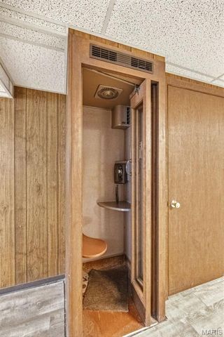 4905 Milsmar Drive, St Louis, MO 63128