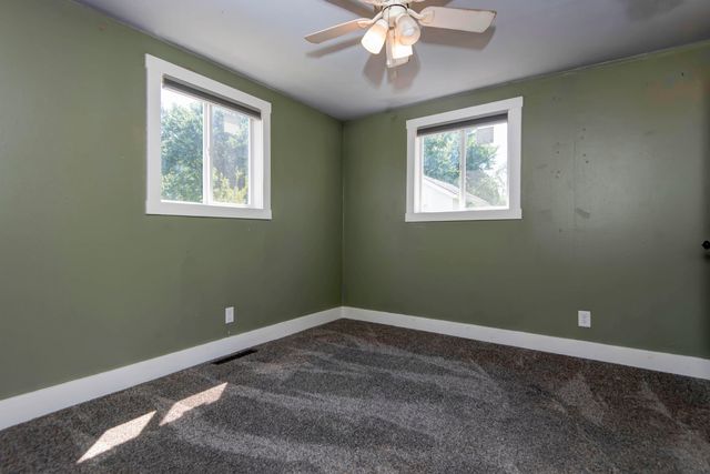 2237 North Park Avenue, Springfield, MO 65803