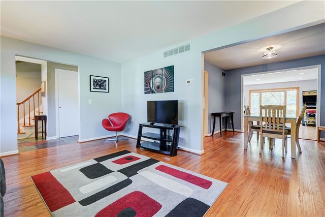 75 Coral Way, Brighton, NY 14618