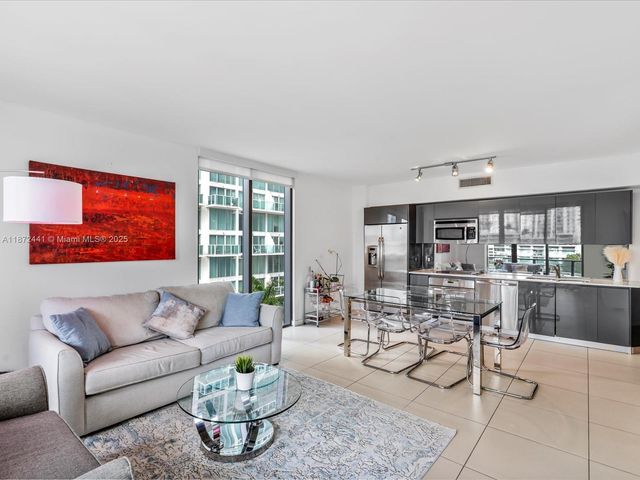31 SE 6th St 802, Miami, FL 33131