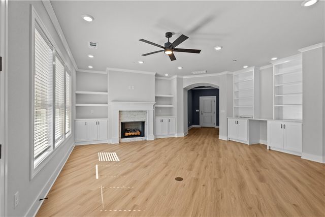 4533 W Huron Loop, Fayetteville, AR 72704