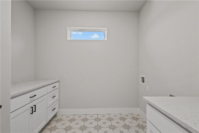 4533 W Huron Loop, Fayetteville, AR 72704