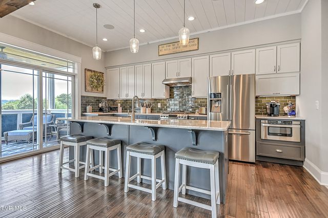 148 Forest Lane S, Blountville, TN 37617