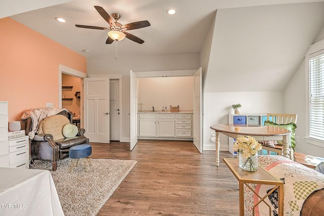 148 Forest Lane S, Blountville, TN 37617